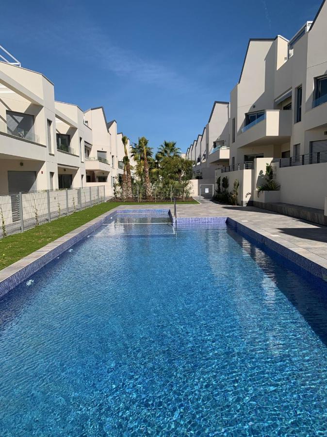 Apartamento Con Solarium Villa Amalia Torrevieja Exterior photo